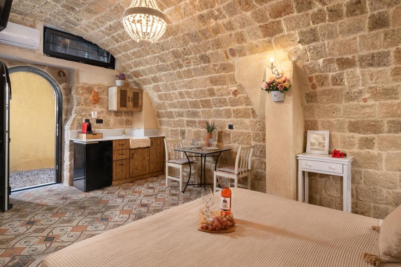 Stone Cave Suite Rhodes City Kültér fotó